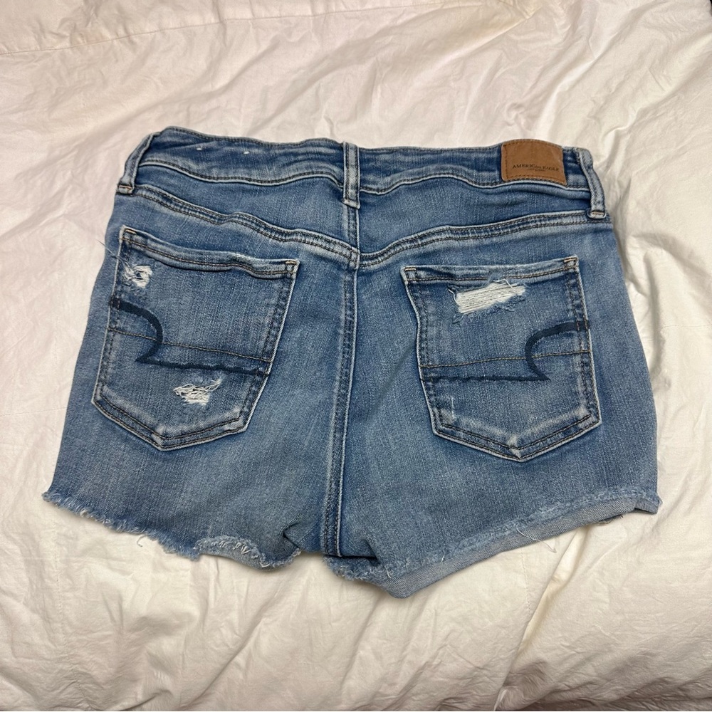 AE Shorts - Picture 6 of 7